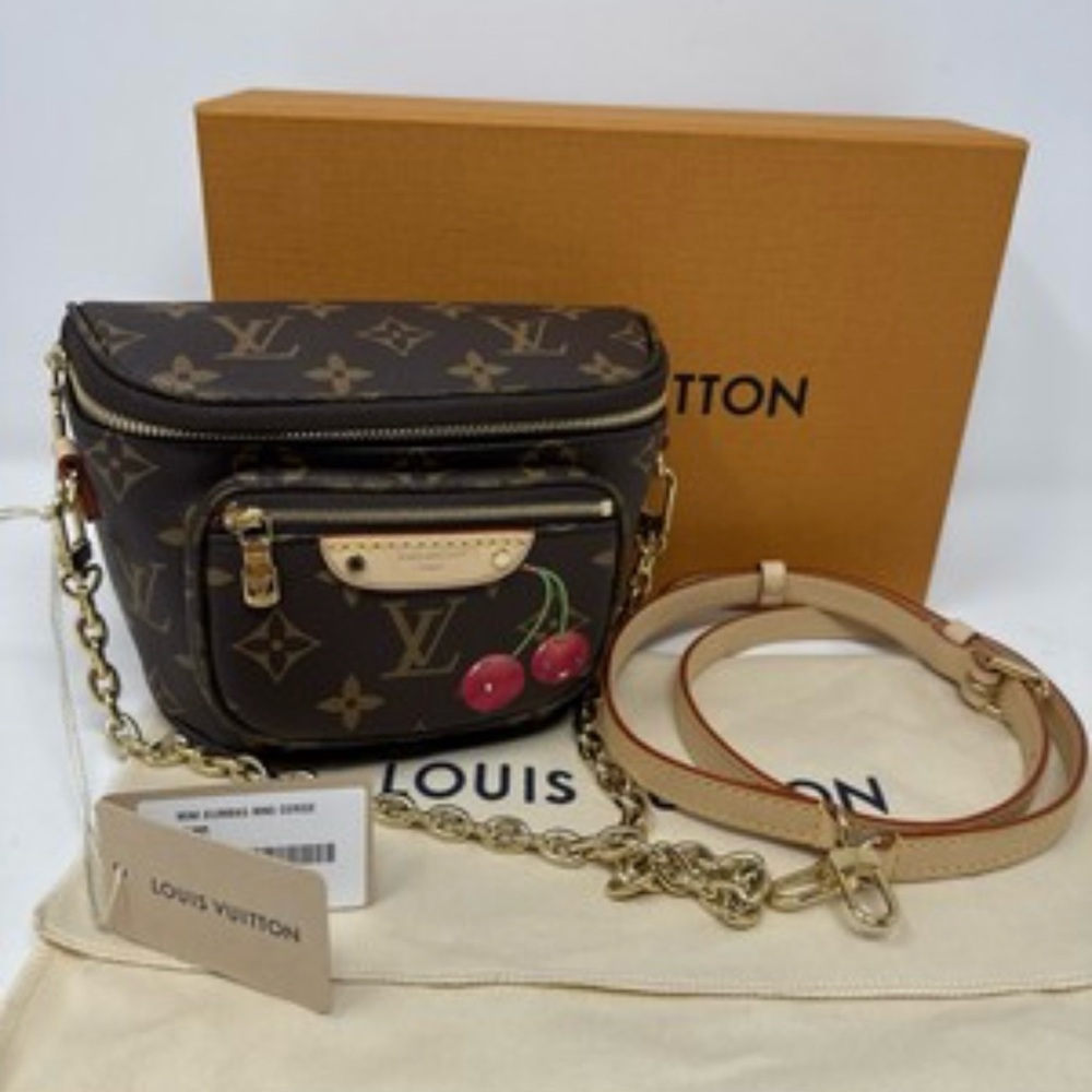Louis Vuitton X Murakari Cherry 🍒 Monogram mini bumBag NWT